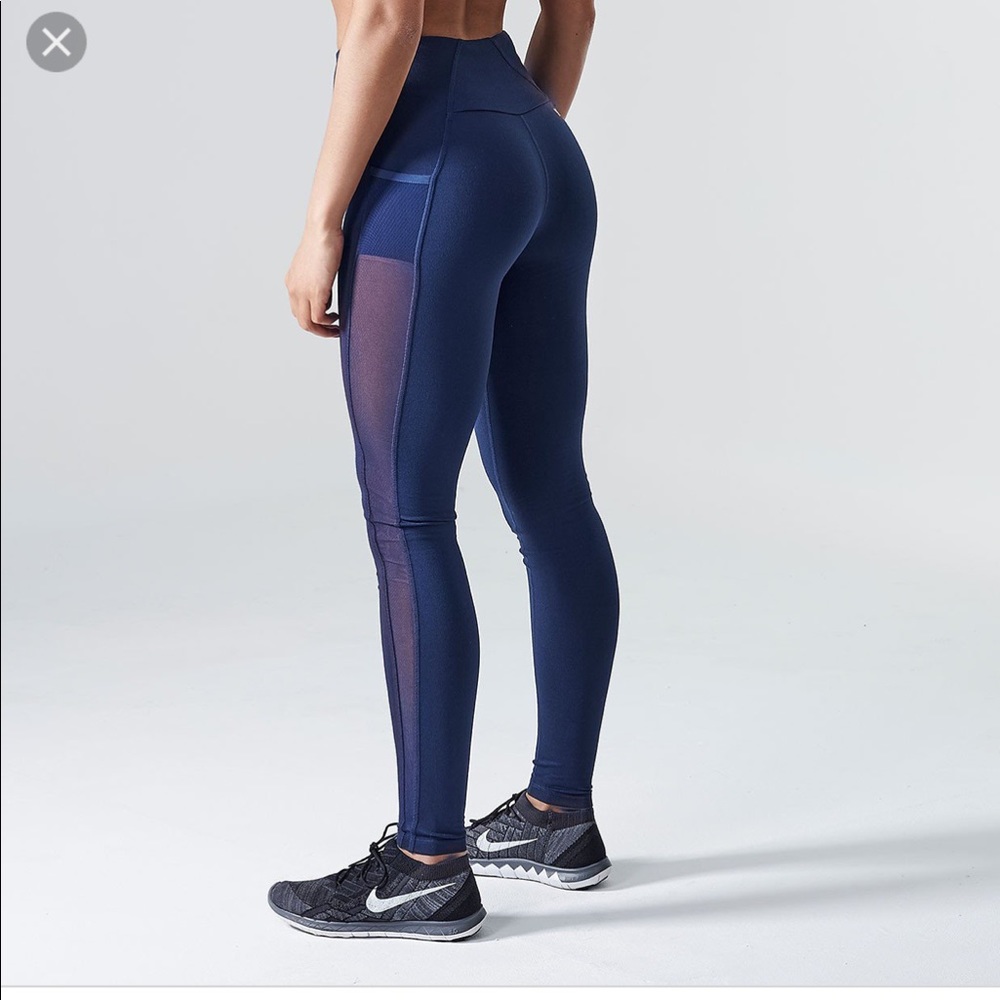 Gymshark dry sculpture leggings with mesh